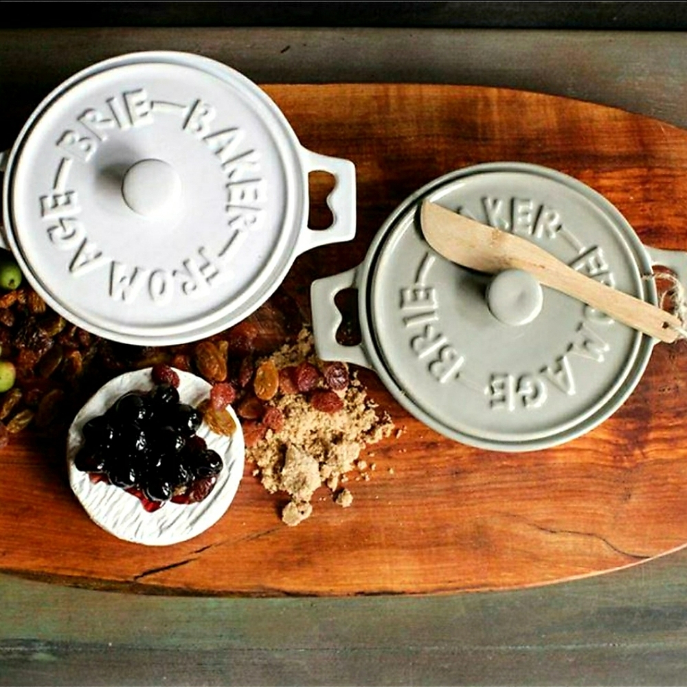 ***LAST ONE***Grey Brie Baker w/Wooden Speader